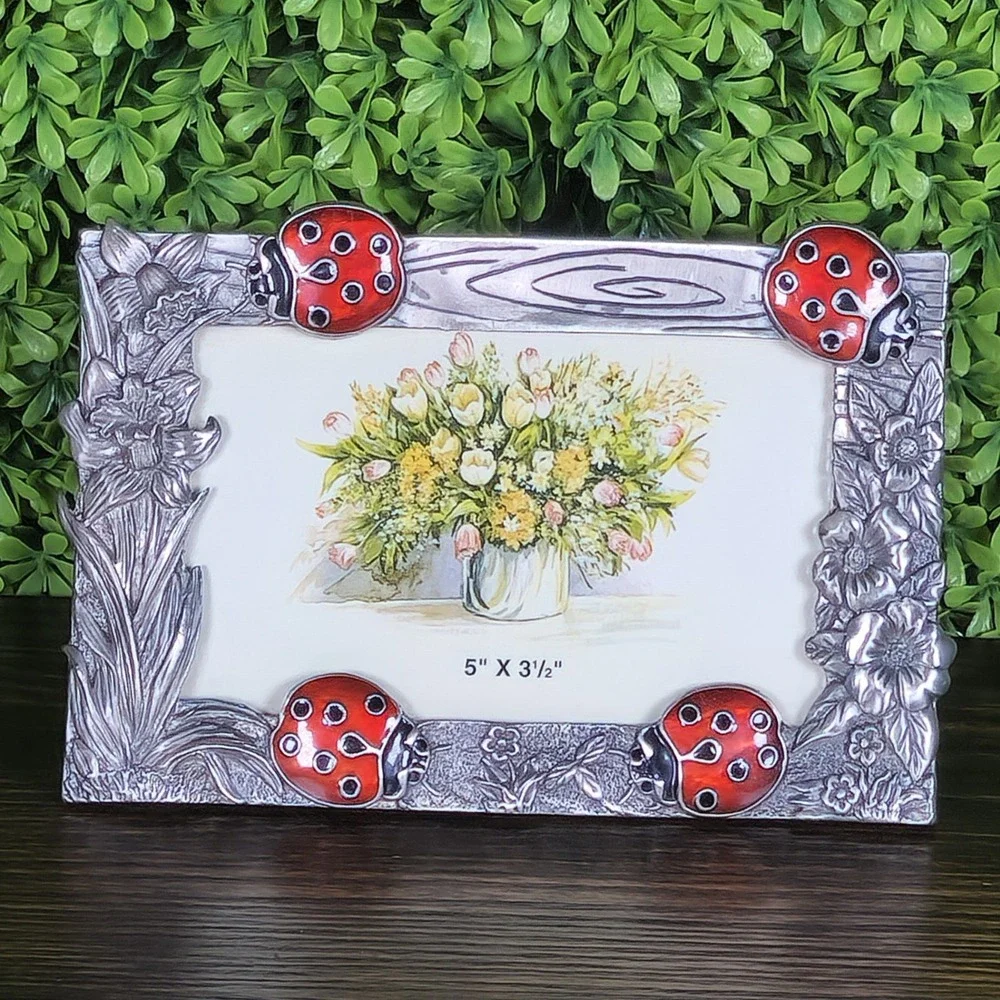 VTG Welforth Ladybug Pewter Tone Metal 3.5x5 Picture Frame Red Enamel Accents